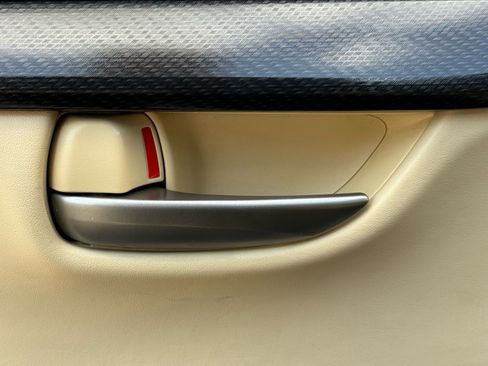 Used 2016 Lexus NX 300h AWD image 21