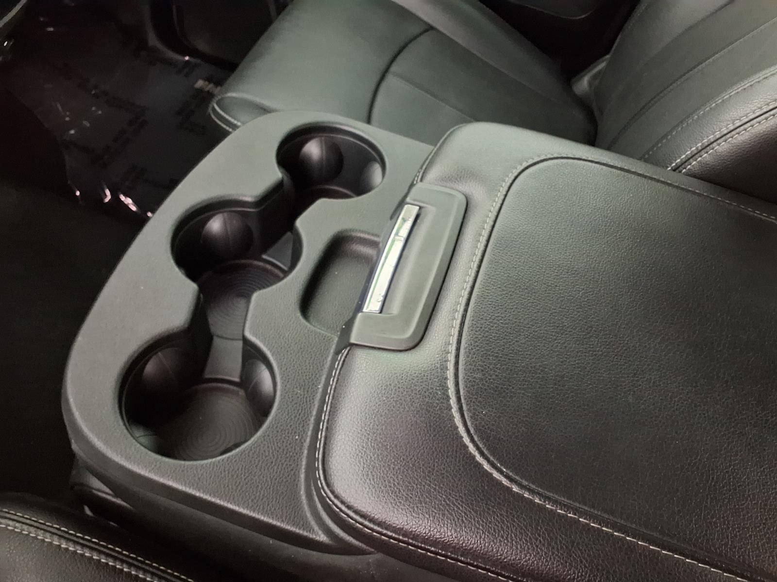 Used 2018 RAM 1500 Laramie RWD image 19