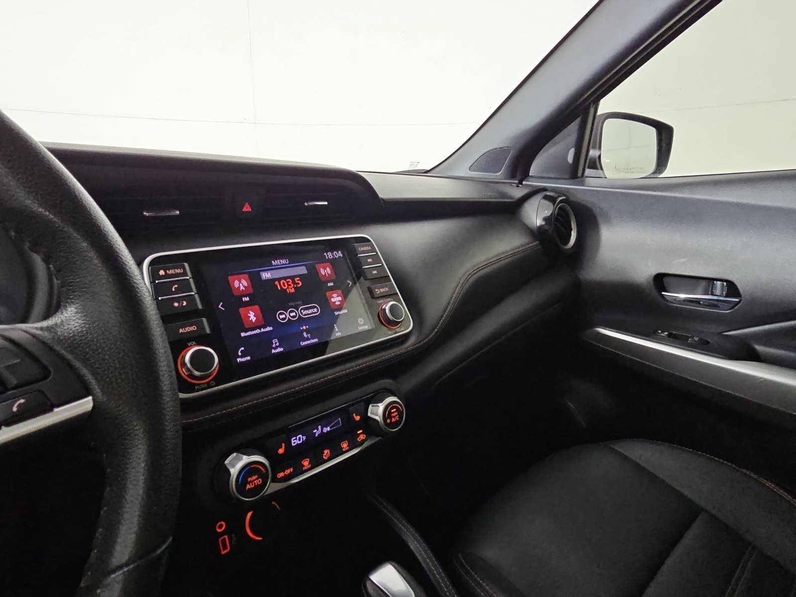 Used 2020 Nissan Kicks SR w/ SR Premium Package FWD image 18