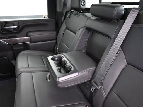 Used 2022 Chevrolet Silverado 2500 LTZ w/ LTZ Plus Package AWD/4WD image 32