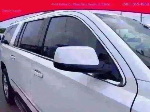 Used 2020 GMC Yukon XL Denali RWD image 15