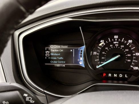 Used 2018 Ford Fusion SE w/ Equipment Group 602A FWD image 30