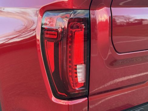 Used 2023 GMC Sierra 1500 AT4 w/ AT4 Premium Package image 11