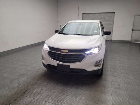 Used 2021 Chevrolet Equinox LS w/ LS Convenience Package AWD/4WD image 15