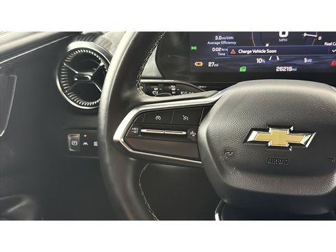 Used 2024 Chevrolet Blazer EV LT AWD/4WD image 27