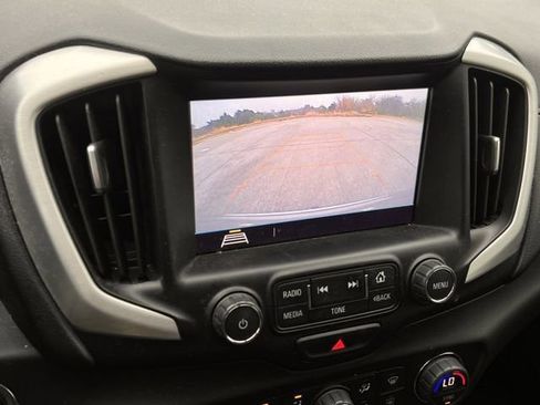 Used 2018 GMC Terrain SLT w/ Preferred Package image 17