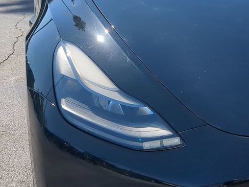 Used 2023 Tesla Model Y Performance AWD/4WD image 10