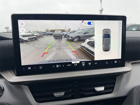 New 2026 Ford Explorer Active w/ Active Comfort Package image 18