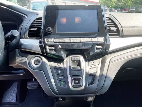 Used 2023 Honda Odyssey Sport image 12