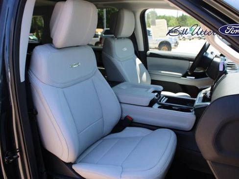 New 2026 Ford Expedition Max Platinum AWD/4WD image 7