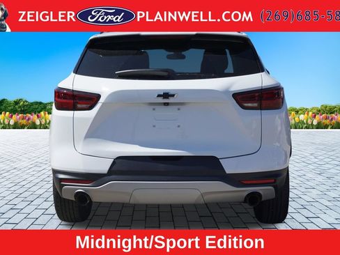 Used 2023 Chevrolet Blazer LT w/ Convenience Package FWD image 4