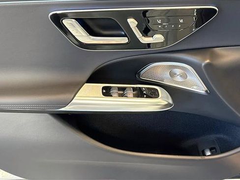 Used 2026 Mercedes-Benz E 450 4MATIC Sedan image 17