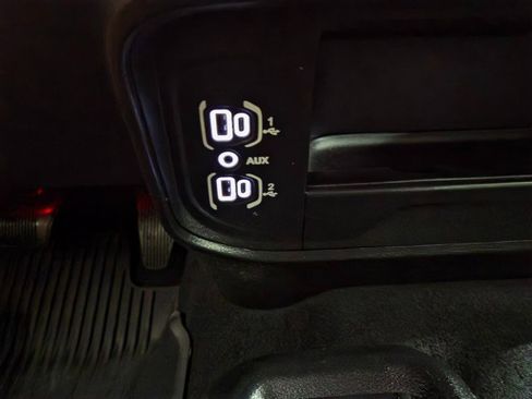 Used 2024 RAM 3500 Tradesman w/ Chrome Appearance Group AWD/4WD image 52