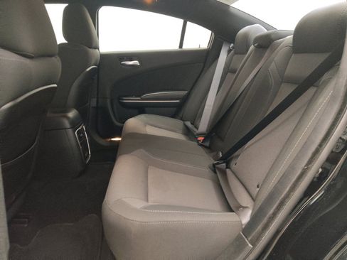 Used 2019 Dodge Charger SXT AWD/4WD image 18