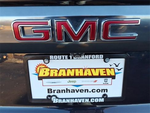 Used 2023 GMC Yukon AT4 w/ LPO, Floor Liner Package image 15