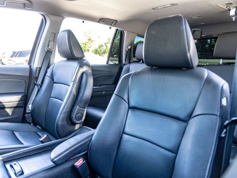 Used 2021 Honda Pilot Special Edition image 17