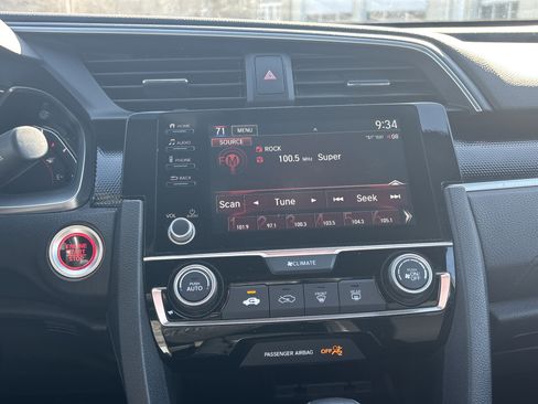 Used 2019 Honda Civic Sport image 14