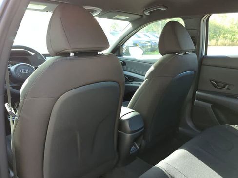 New 2026 Hyundai Elantra Sport FWD image 19