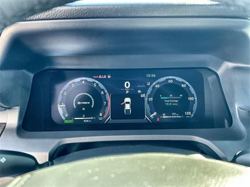 Used 2025 Toyota Tacoma Limited image 12