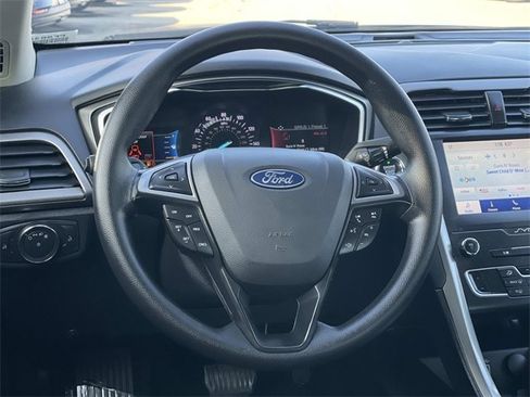 Certified 2020 Ford Fusion SE image 8