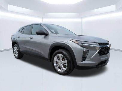 Used 2024 Chevrolet Trax LS w/ Driver Confidence Package