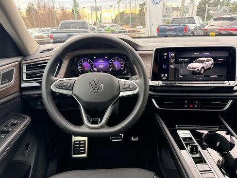New 2026 Volkswagen Atlas SEL Premium R-Line image 18