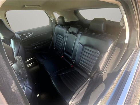 Used 2024 Ford Edge SEL w/ Convenience Package AWD/4WD image 18