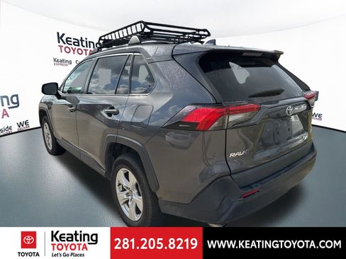 Used 2021 Toyota RAV4 XLE image 5