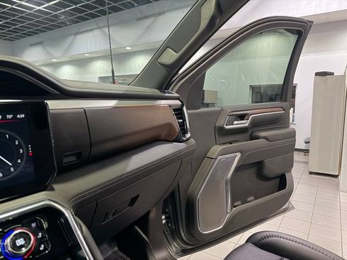 Used 2026 GMC Sierra 2500 Denali w/ Denali Reserve Package AWD/4WD image 27
