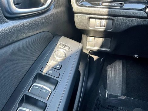 Used 2025 Honda Civic LX image 13