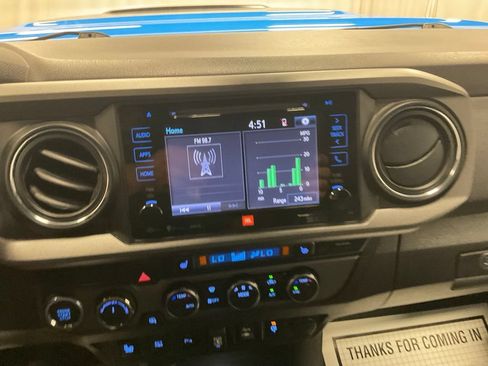 Used 2019 Toyota Tacoma TRD Pro AWD/4WD image 21