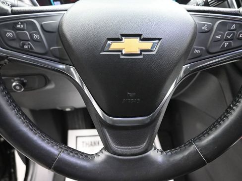 Used 2018 Chevrolet Equinox LT image 9