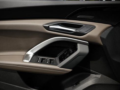 New 2025 Audi Q5 Premium Plus w/ Premium Plus image 16