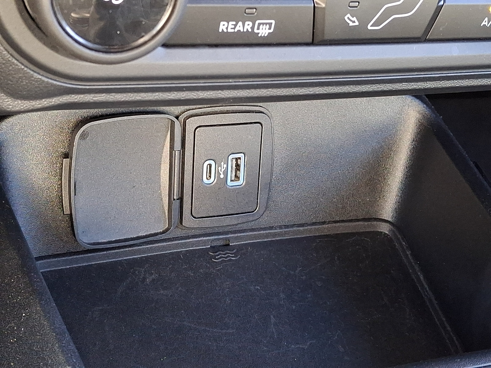 Used 2023 Ford Bronco 4-Door AWD/4WD image 30