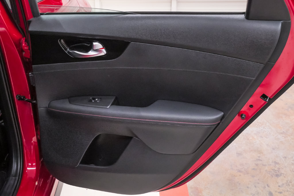 Used 2022 Kia Forte GT w/ GT Technology Package FWD image 28