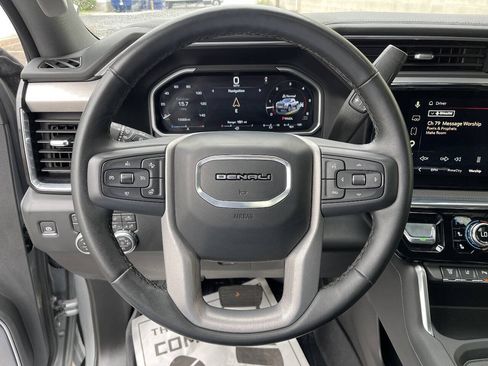Used 2026 GMC Sierra 3500 Denali w/ Denali Reserve Package AWD/4WD image 19