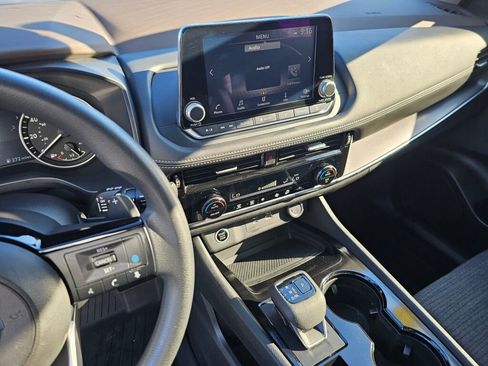 Used 2021 Nissan Rogue SV AWD/4WD image 27