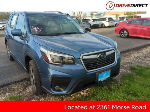 Used 2021 Subaru Forester Premium AWD/4WD image 1