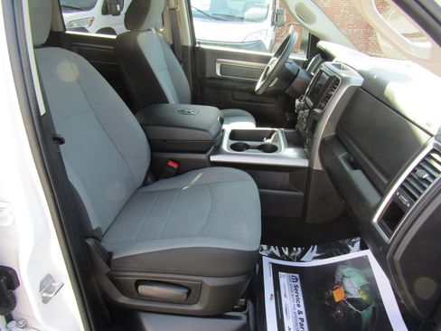 Used 2023 RAM 1500 Classic SLT w/ Trailer & Traction Group image 20