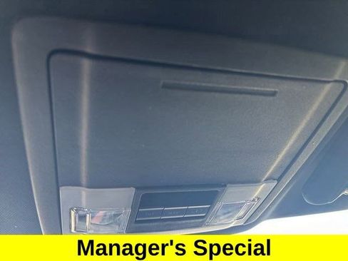 Used 2019 Ford Explorer XLT w/ Equipment Group 202A image 30