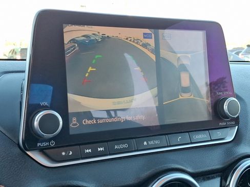 Used 2021 Nissan Sentra SR w/ SR Premium Package image 22