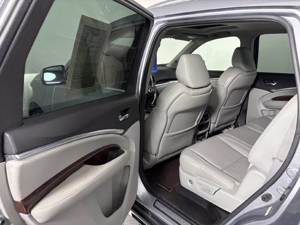 Used 2017 Acura MDX SH-AWD image 28