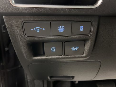 Used 2025 Hyundai Sonata Limited image 24