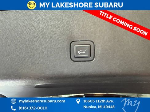 Used 2018 Chevrolet Traverse LT w/ LPO, Floor Liner Package AWD/4WD image 26