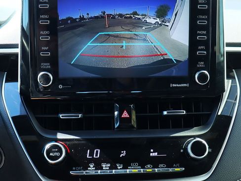 Used 2020 Toyota Corolla SE image 44