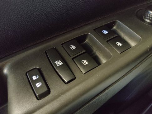 Used 2020 Chevrolet Spark LT FWD image 27