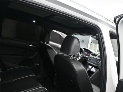 Used 2024 Volkswagen Tiguan SEL R-Line AWD/4WD image 47