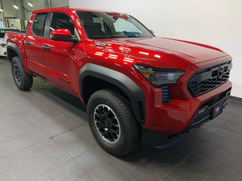 New 2026 Toyota Tacoma TRD Off-Road AWD/4WD image 2