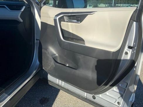 Used 2021 Toyota RAV4 Limited w/ Carpet Mat Package (TMS) image 90
