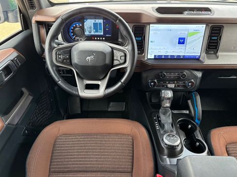 Used 2023 Ford Bronco Outer Banks AWD/4WD image 11